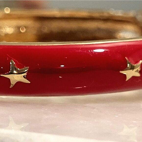 Beautiful Enamled Bangle - Picture 5 of 6